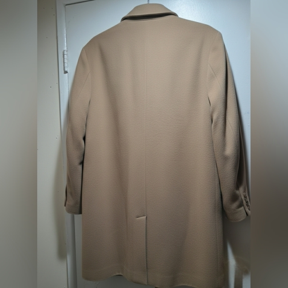 Lands' End 100% Wool Women's Camel Overcoat - Size 44 - Picture 7 of 16